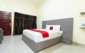 OYO 1694 Pariban Homestay